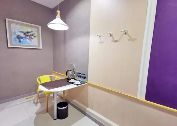 Capital O 75451 Podstel Hotel 4*
