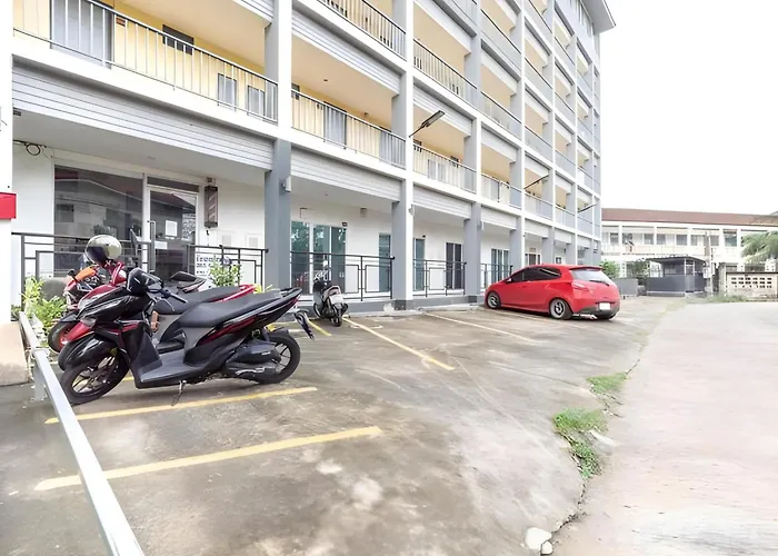 Capital O 75451 Podstel Hotel 4*